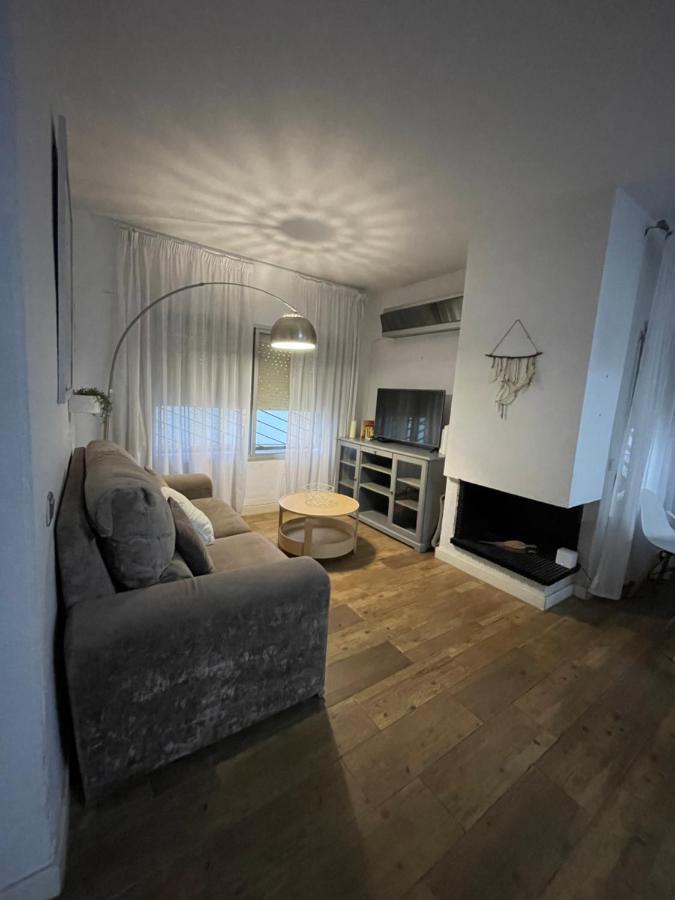 Mediterranean House - Habitaciones Privadas En Casa Compartida Mairena del Aljarafe Eksteriør billede
