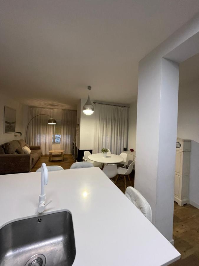 Mediterranean House - Habitaciones Privadas En Casa Compartida Mairena del Aljarafe Eksteriør billede