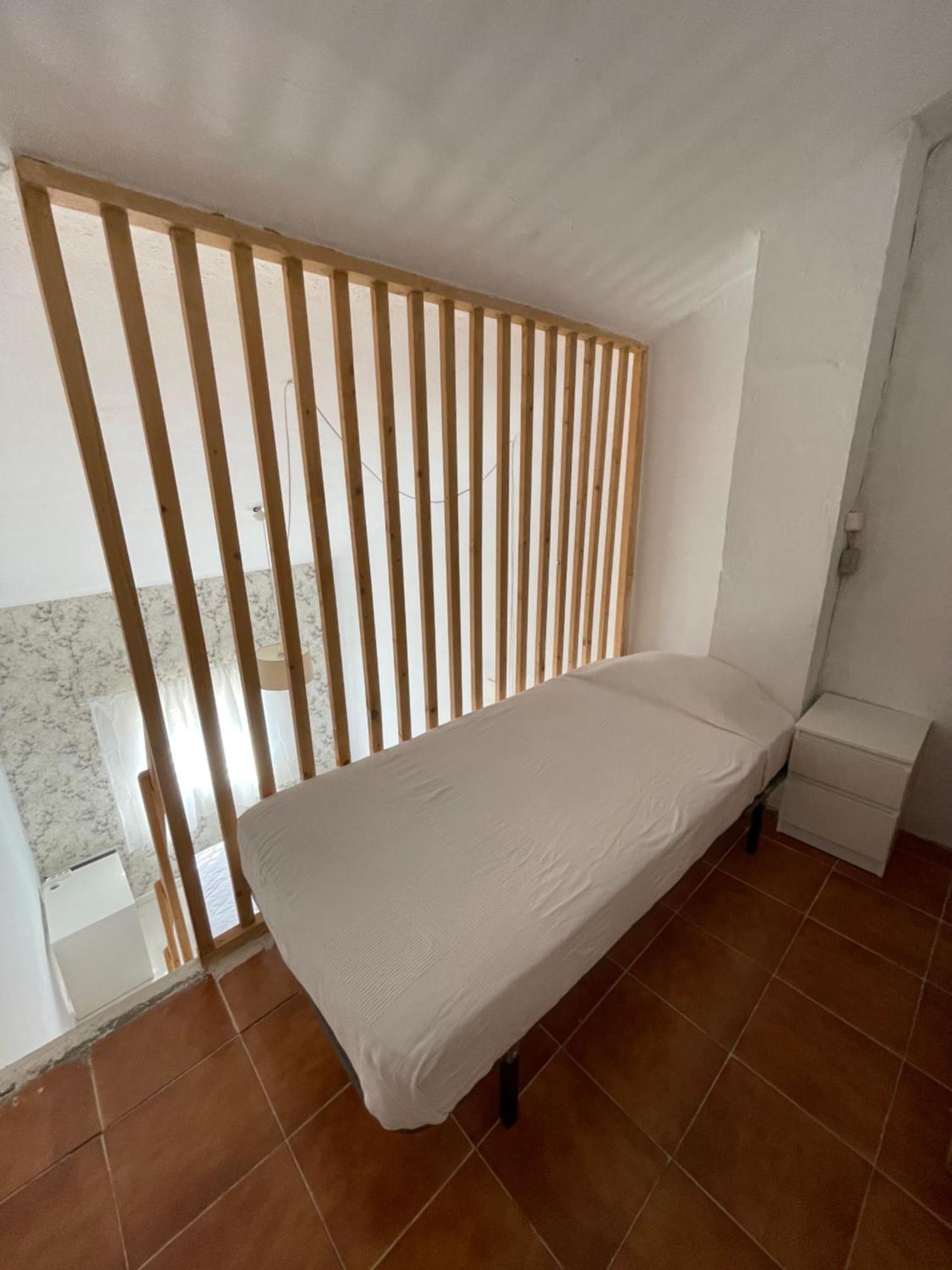 Mediterranean House - Habitaciones Privadas En Casa Compartida Mairena del Aljarafe Eksteriør billede
