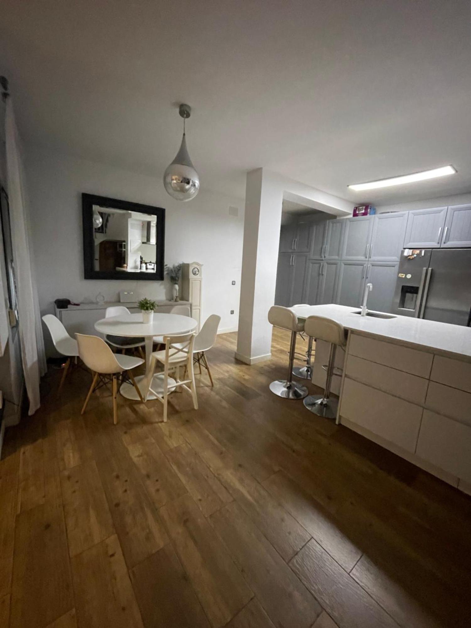 Mediterranean House - Habitaciones Privadas En Casa Compartida Mairena del Aljarafe Eksteriør billede