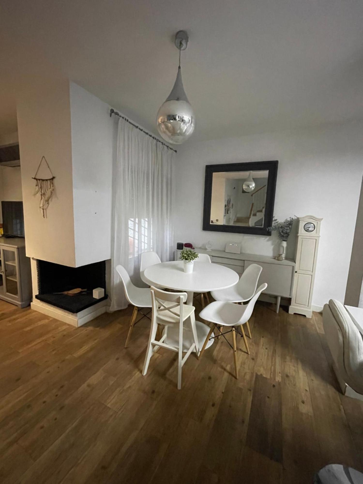 Mediterranean House - Habitaciones Privadas En Casa Compartida Mairena del Aljarafe Eksteriør billede
