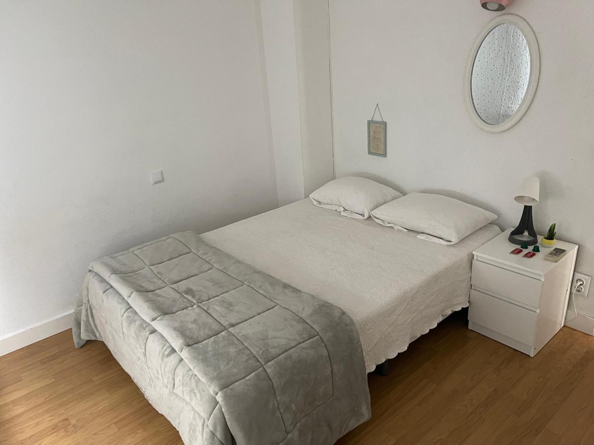 Mediterranean House - Habitaciones Privadas En Casa Compartida Mairena del Aljarafe Eksteriør billede