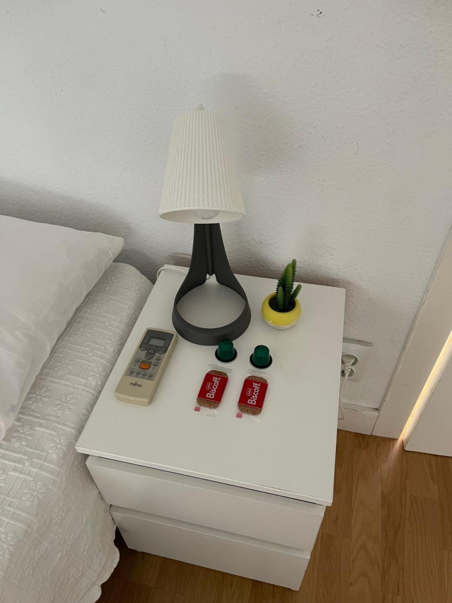 Mediterranean House - Habitaciones Privadas En Casa Compartida Mairena del Aljarafe Eksteriør billede